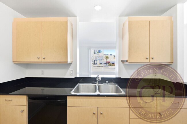 Building Photo - Western SoMa - 2 BR, 2 BA Condo 1,160 Sq. Ft. - 3D Virtual Tour