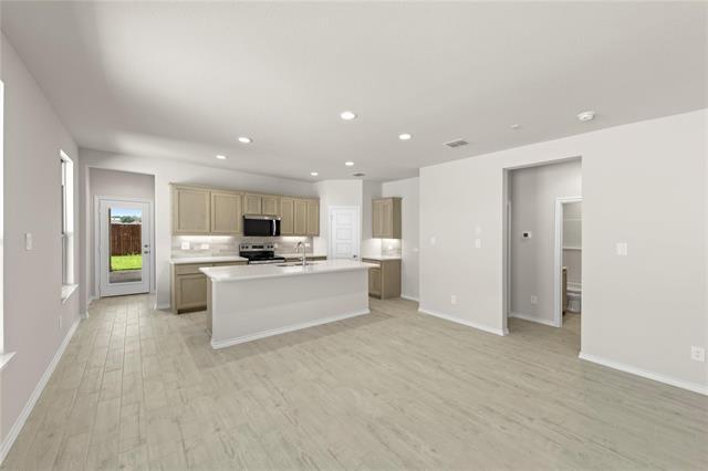 Building Photo - 1641 Mdw Crst Dr
