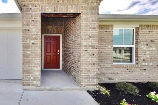 Building Photo - 5905 Ronee Leah Dr