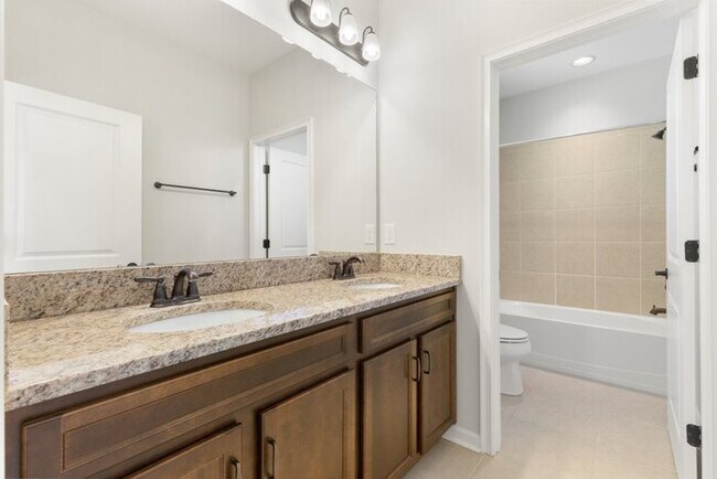 Building Photo - BEAUTIFUL Home for Rent in Estancia with T...