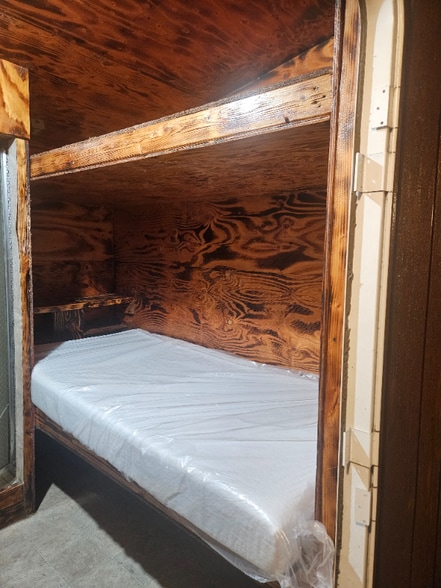 Building Photo - 4611 88th Ave SW