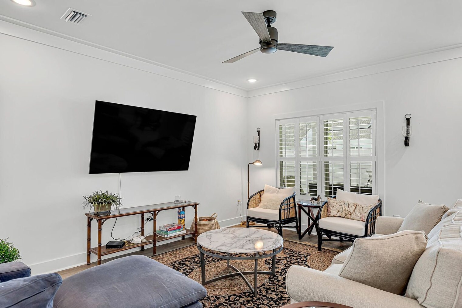 Building Photo - 22811 Ann Miller Rd