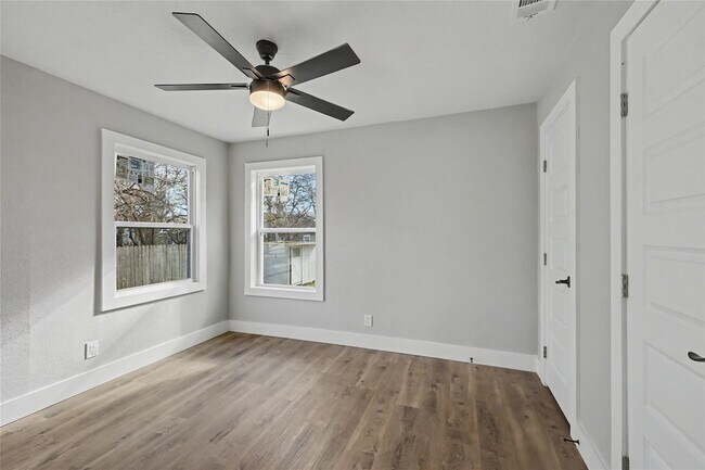 Building Photo - 4220 Ramey Ave