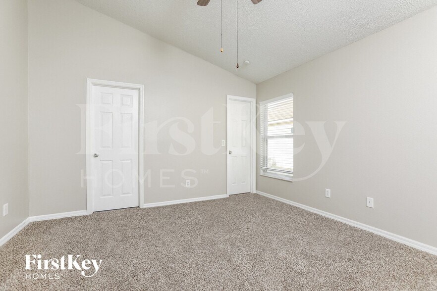 Building Photo - 2693 Autumn Creek Cir
