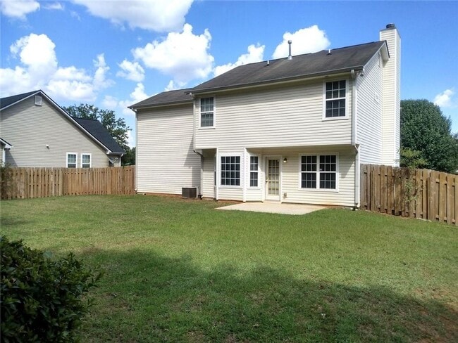 Building Photo - 130 Vinings Dr