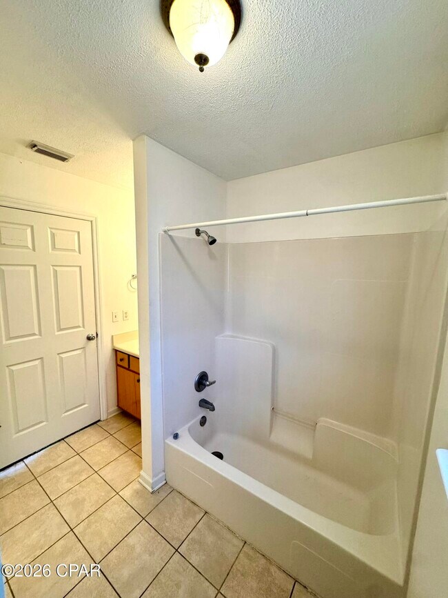 Building Photo - 4314 Catherine St