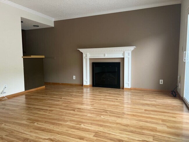 Building Photo - Elegant Executive Home Westborough SSF  5 ...