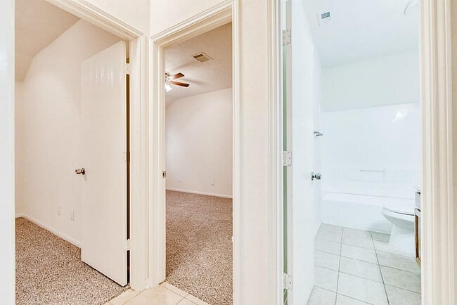 Building Photo - 25831 Chapman Falls Dr