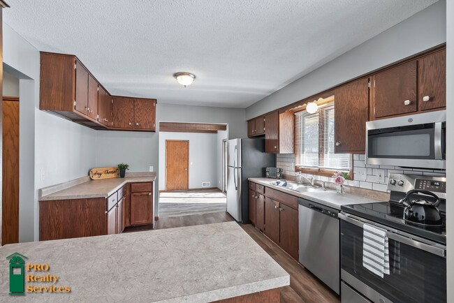 Building Photo - 3 Bedroom Home in Lake Elmo