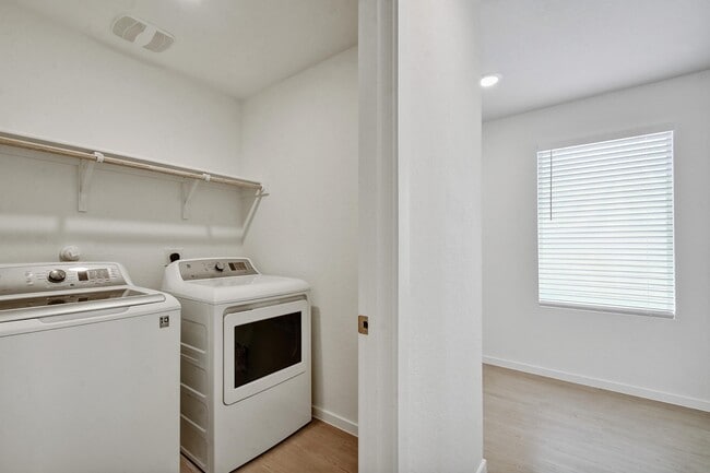 Building Photo - 3641 Wentz Hill Dr
