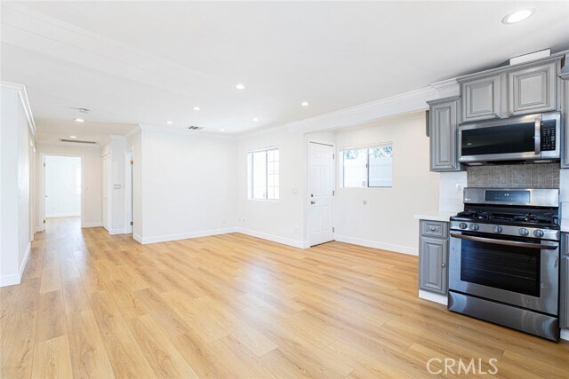 Building Photo - 10531 Greenburn Ave