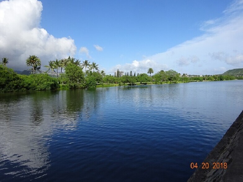 Building Photo - 2211 Ala Wai Blvd
