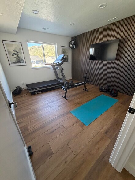 Building Photo - 14681 S Short Oak Cv