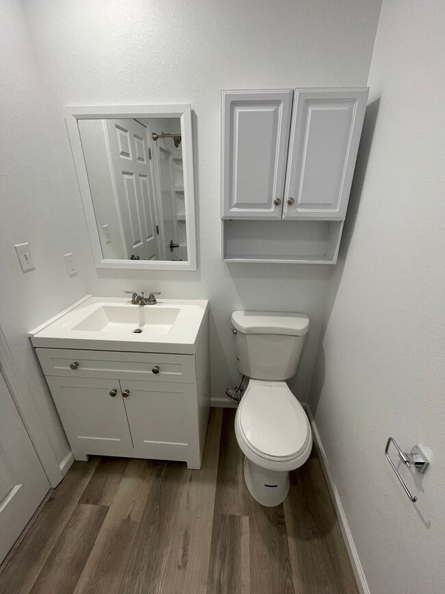 Building Photo - Townhomes Now Available in Strafford MO!