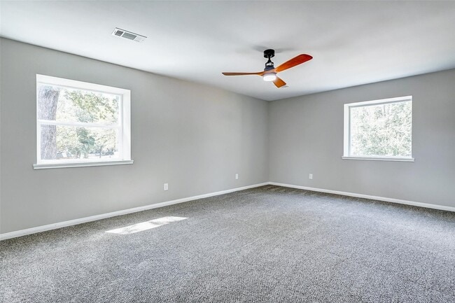 Building Photo - 5219 Lookout Mountain Dr