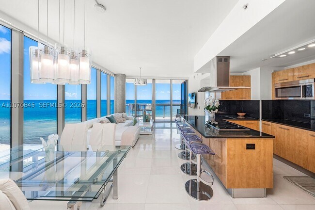 Building Photo - 6899 Collins Ave