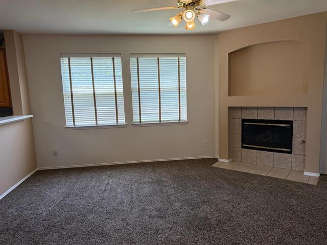 Building Photo - 3104 Deleon Dr