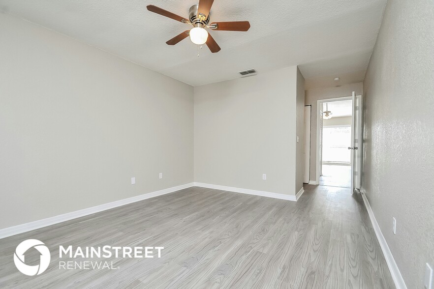 Building Photo - 1625 Crossridge Dr