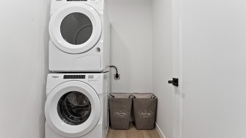 Building Photo - 7729 Mary Ave NW