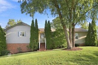 Building Photo - 4449 Orchard Knob Ln