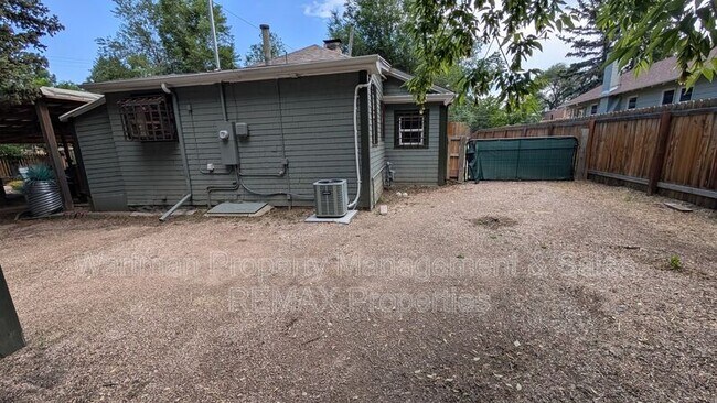 Building Photo - 202 Cheyenne Blvd