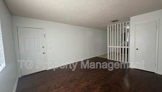 Building Photo - 5144 Westchase Ct