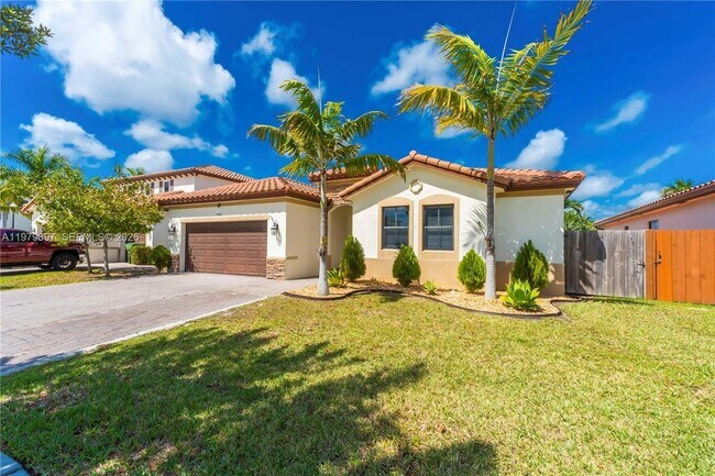 Building Photo - 2541 SE 1st St