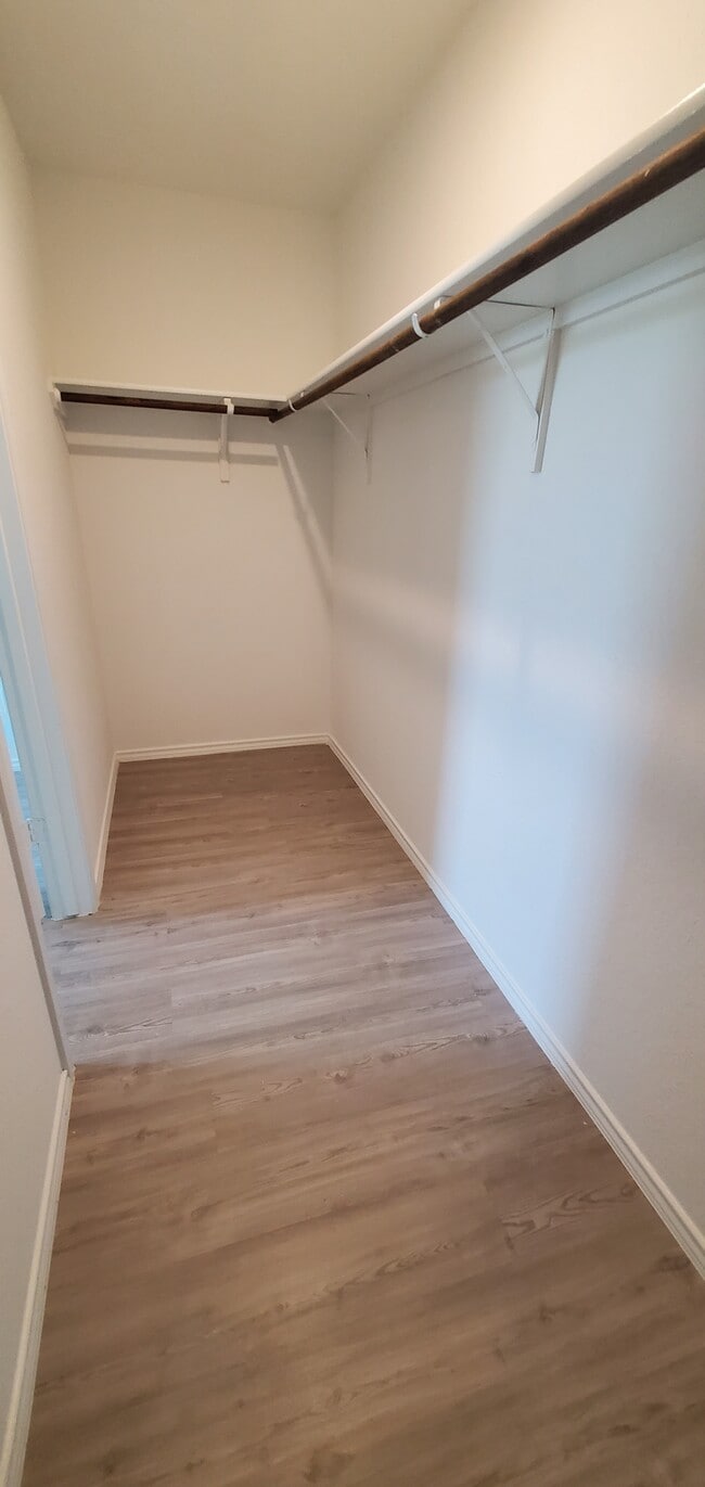 Building Photo - 2456 Vesper Bnd