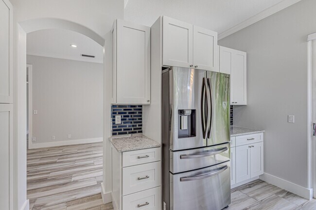 Building Photo - 146 Monterey Pointe Dr