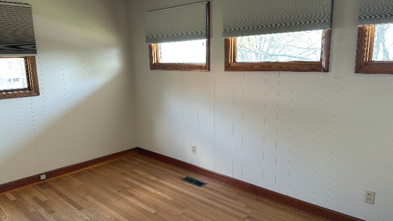 Building Photo - 532 Bays View Rd