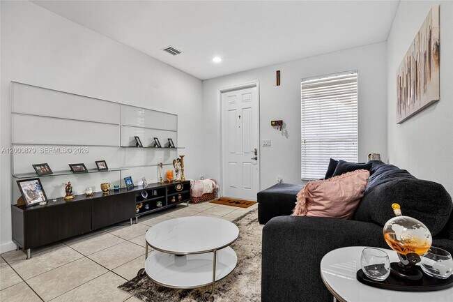 Building Photo - 9341 SW 171st Ct