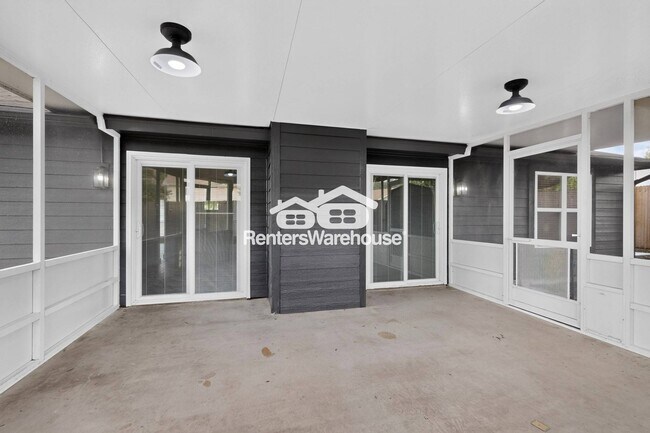Building Photo - 3945 Spoonwood Ln