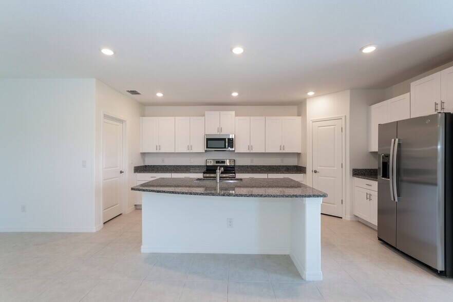 Building Photo - 17863 Cloudless Bliss Dr