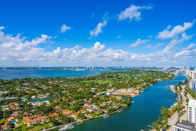 Building Photo - 4775 Collins Ave