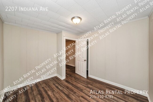 Building Photo - 2207 Indiana Ave