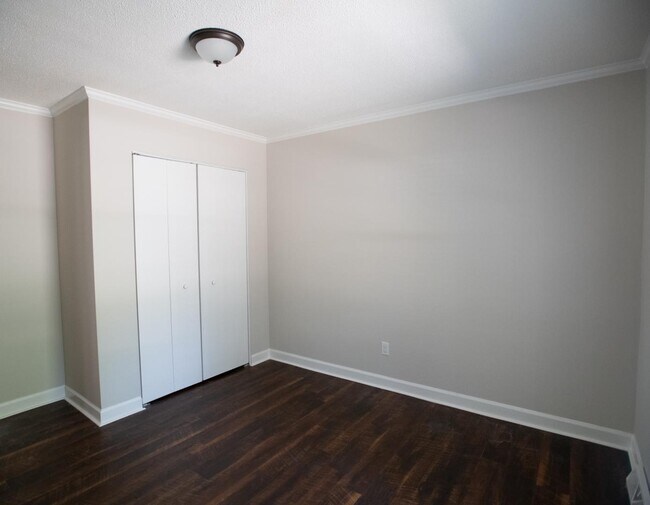 Building Photo - 9100 Nash Ave