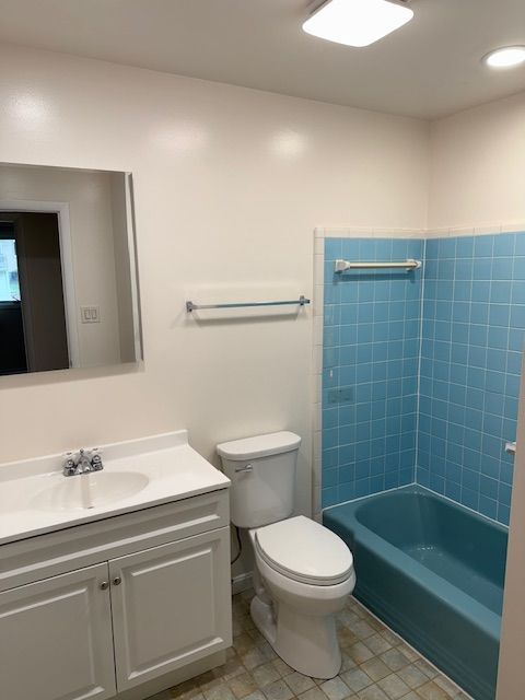 Building Photo - 8532 Pepperdine Dr