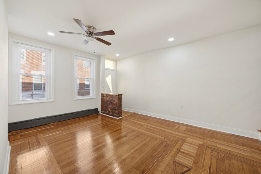 Building Photo - 524 Fernon St