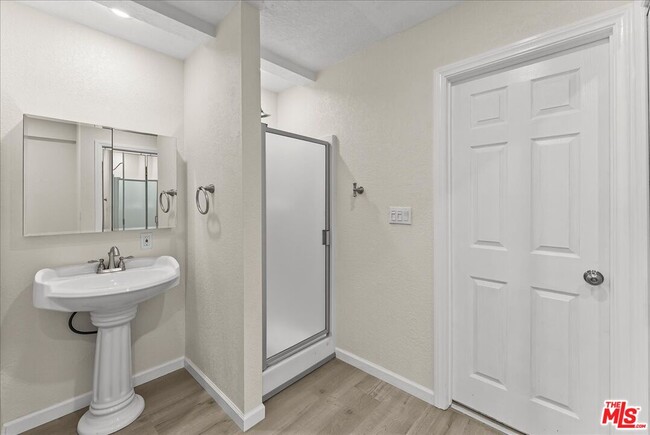 Building Photo - 6911 Sunset Ridge Ct