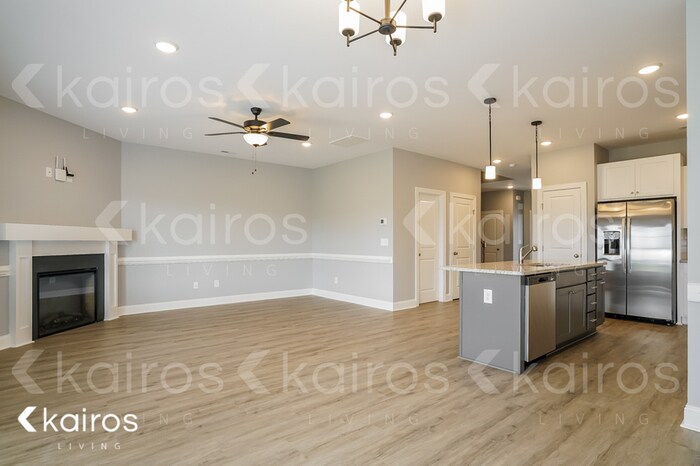 Building Photo - 3708 Oak Leaf Wy