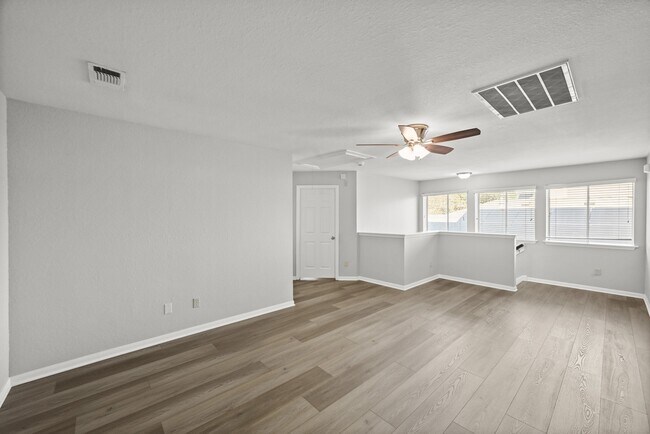 Building Photo - 14614 Hazy Ridge Ln