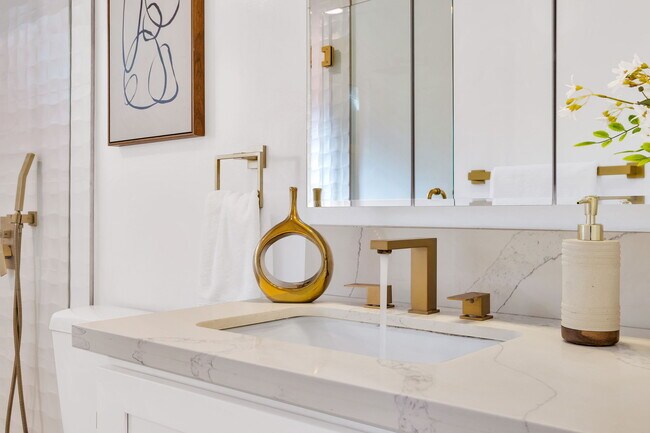 Building Photo - 26700 Indian Peak Rd