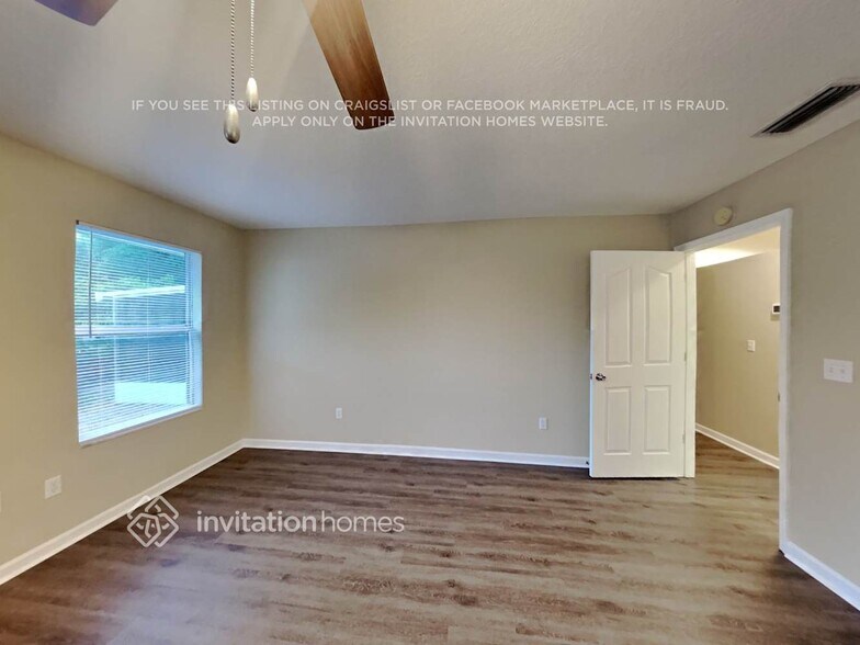 Building Photo - 607 Hamlet Ct