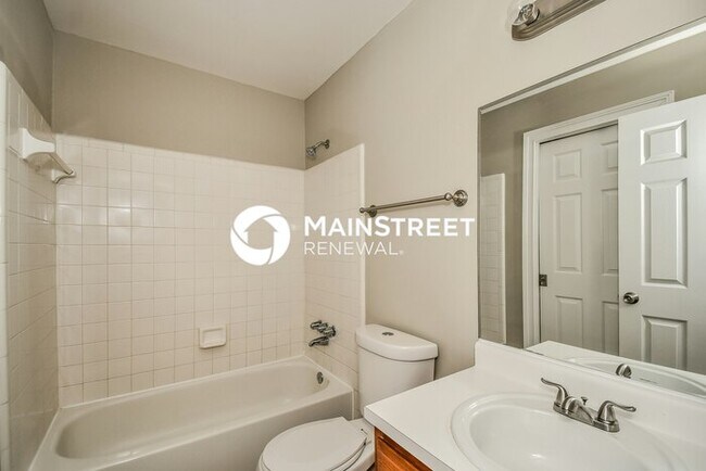 Building Photo - 3 Bedroom Pet-Friendly Home in Louisville,...