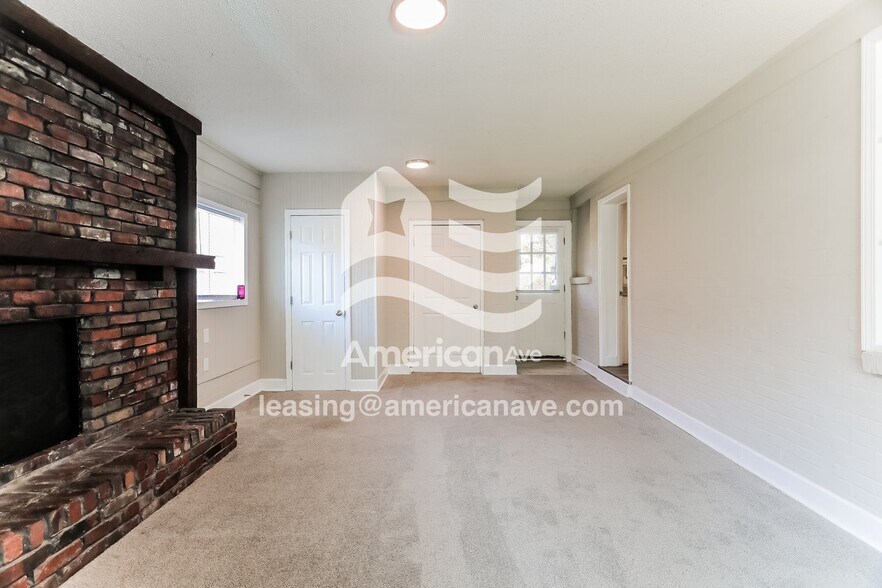 Building Photo - 432 6th Ave SW