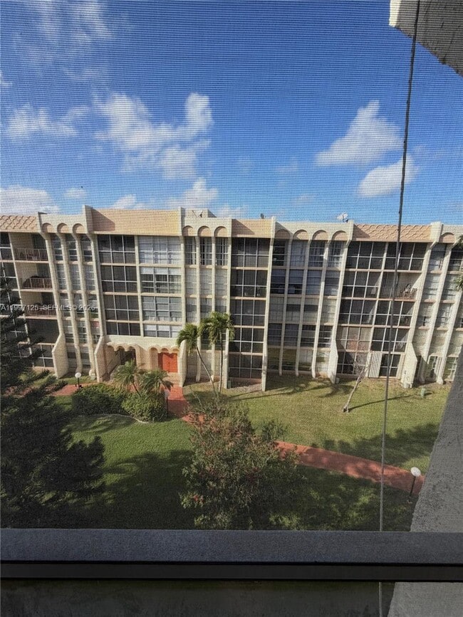 Building Photo - 851 Three Islands Boulevard