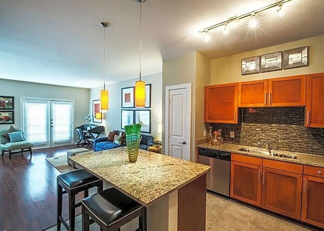 Primary Photo - 661 Bering Dr