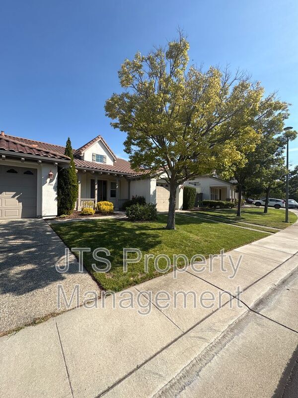 Building Photo - 2905 Peppergrass Way