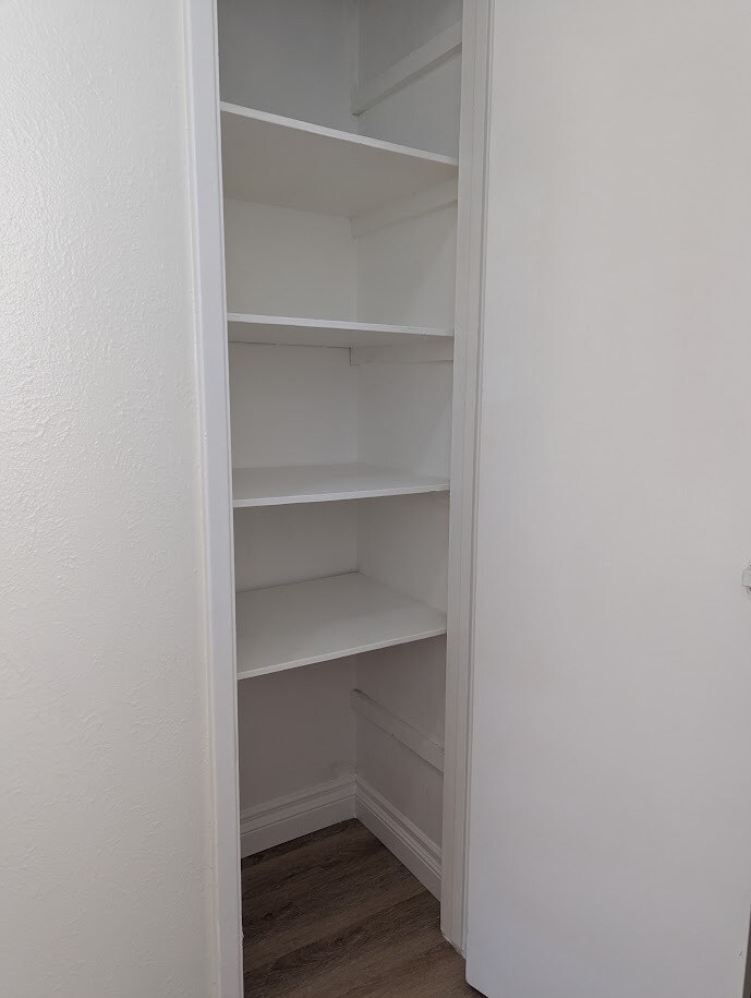 Linen closet - 216 Melrose Dr