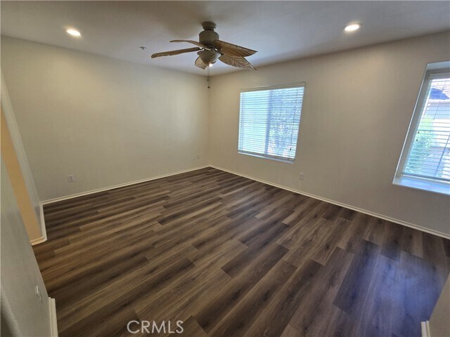 Building Photo - 91 Sapphire